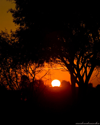 Product picture Sunrise at Gabino Santillan